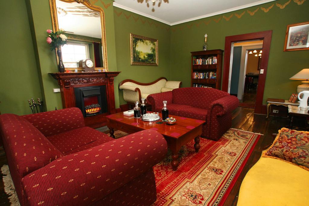 The Lodge On Elizabeth Хобарт Экстерьер фото