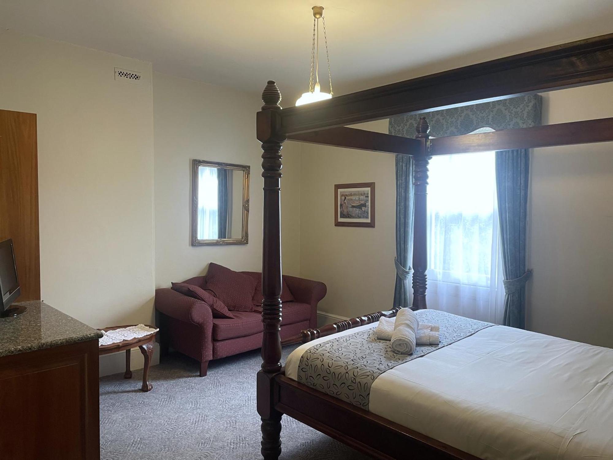 The Lodge On Elizabeth Хобарт Экстерьер фото